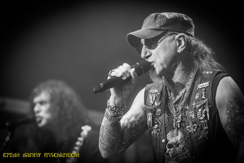 accept@komplex-18-30 accept@komplex-18-30