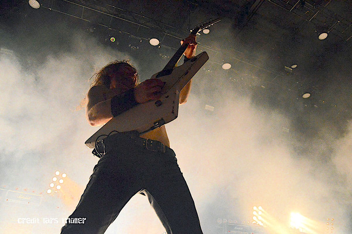 airbourne@samsunghall-1701 airbourne@samsunghall-1701