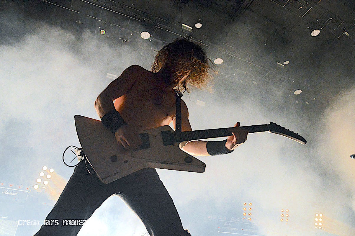 airbourne@samsunghall-1702 airbourne@samsunghall-1702