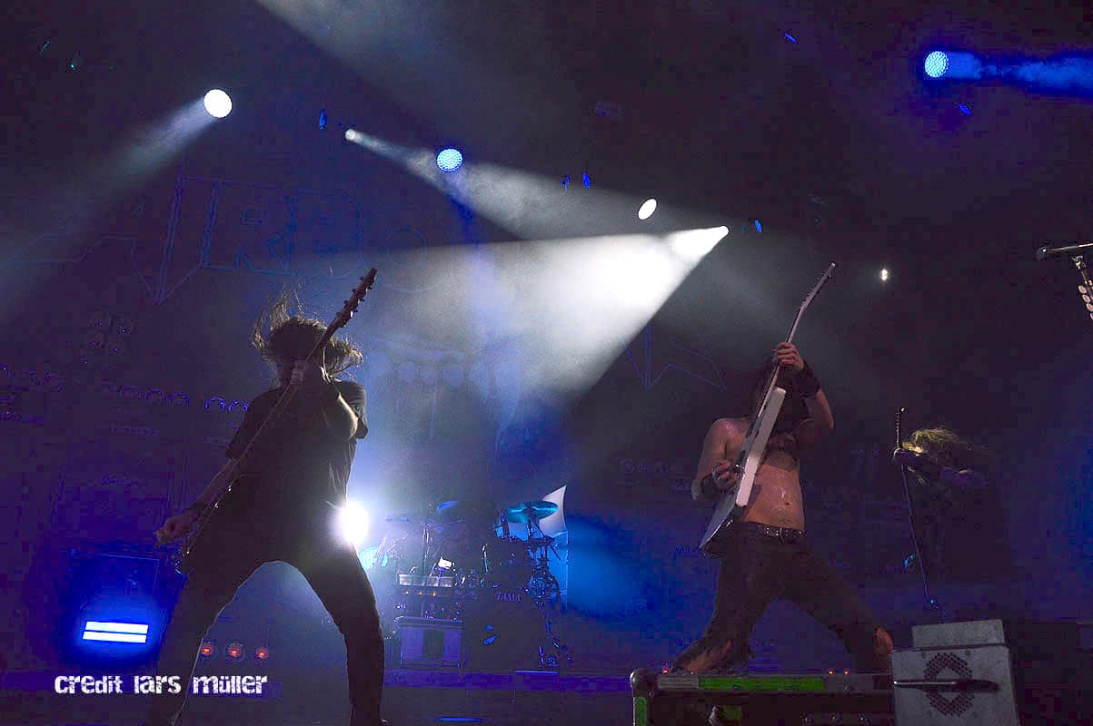 airbourne@samsunghall-1710 airbourne@samsunghall-1710