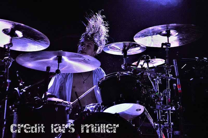 badomens@z7-182 badomens@z7-182