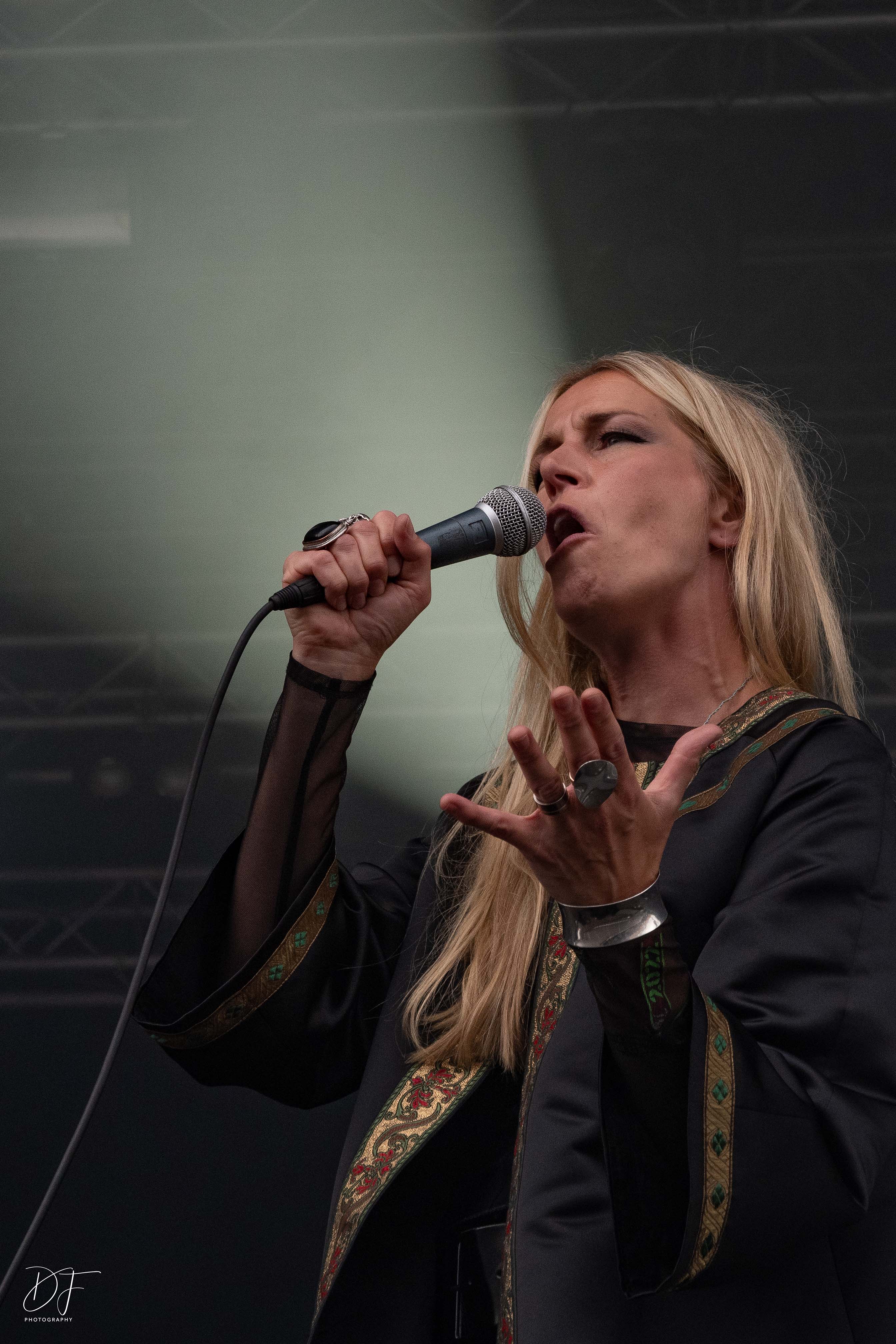 brainstorm@summerbreeze22-17 brainstorm@summerbreeze22-17