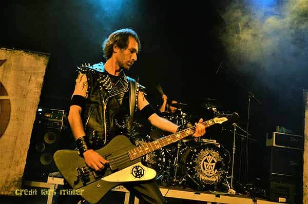 burningblack@chollerhalde-1809 burningblack@chollerhalde-1809