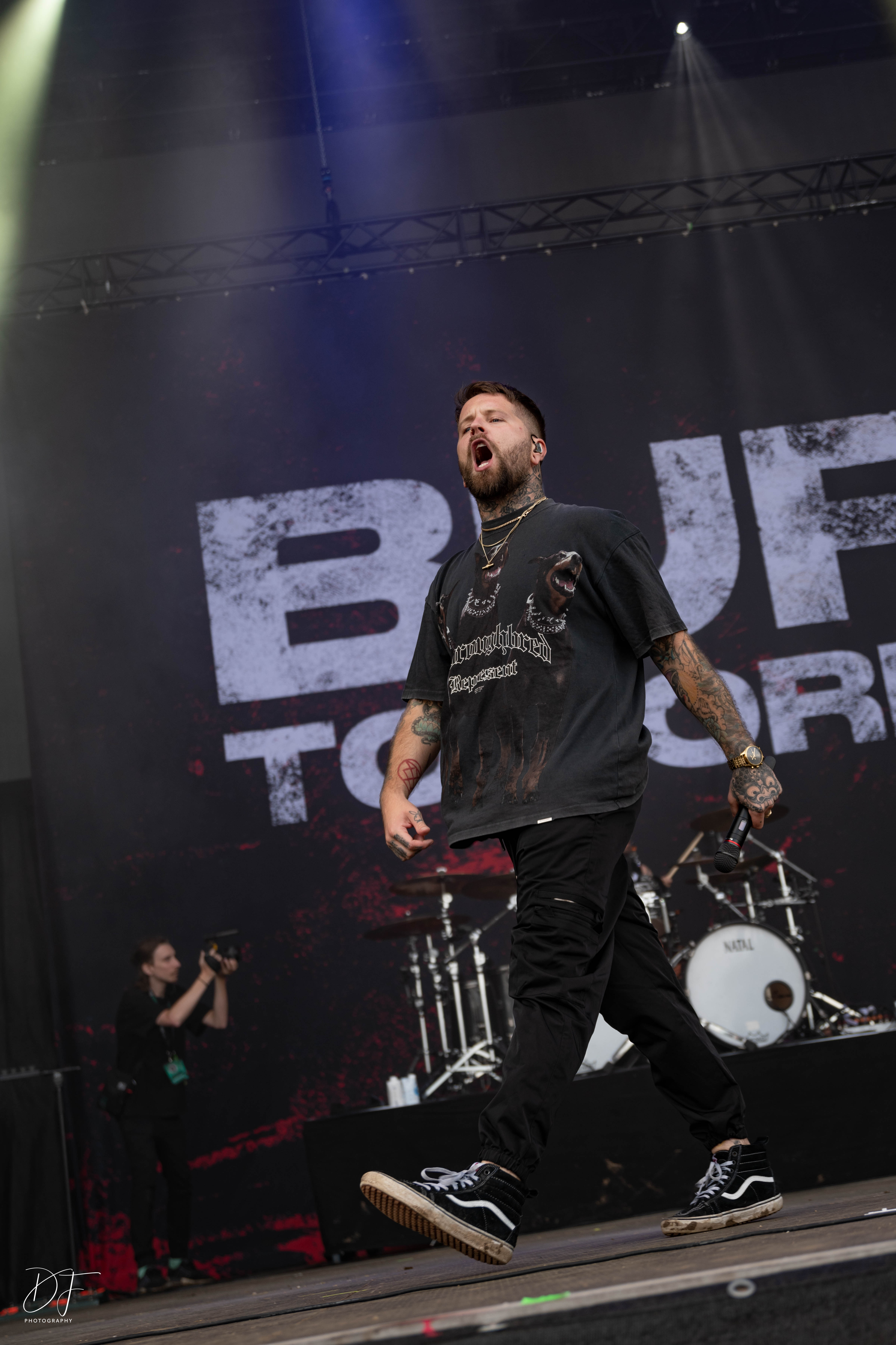 burytomorrow@summerbreeze22-13 burytomorrow@summerbreeze22-13