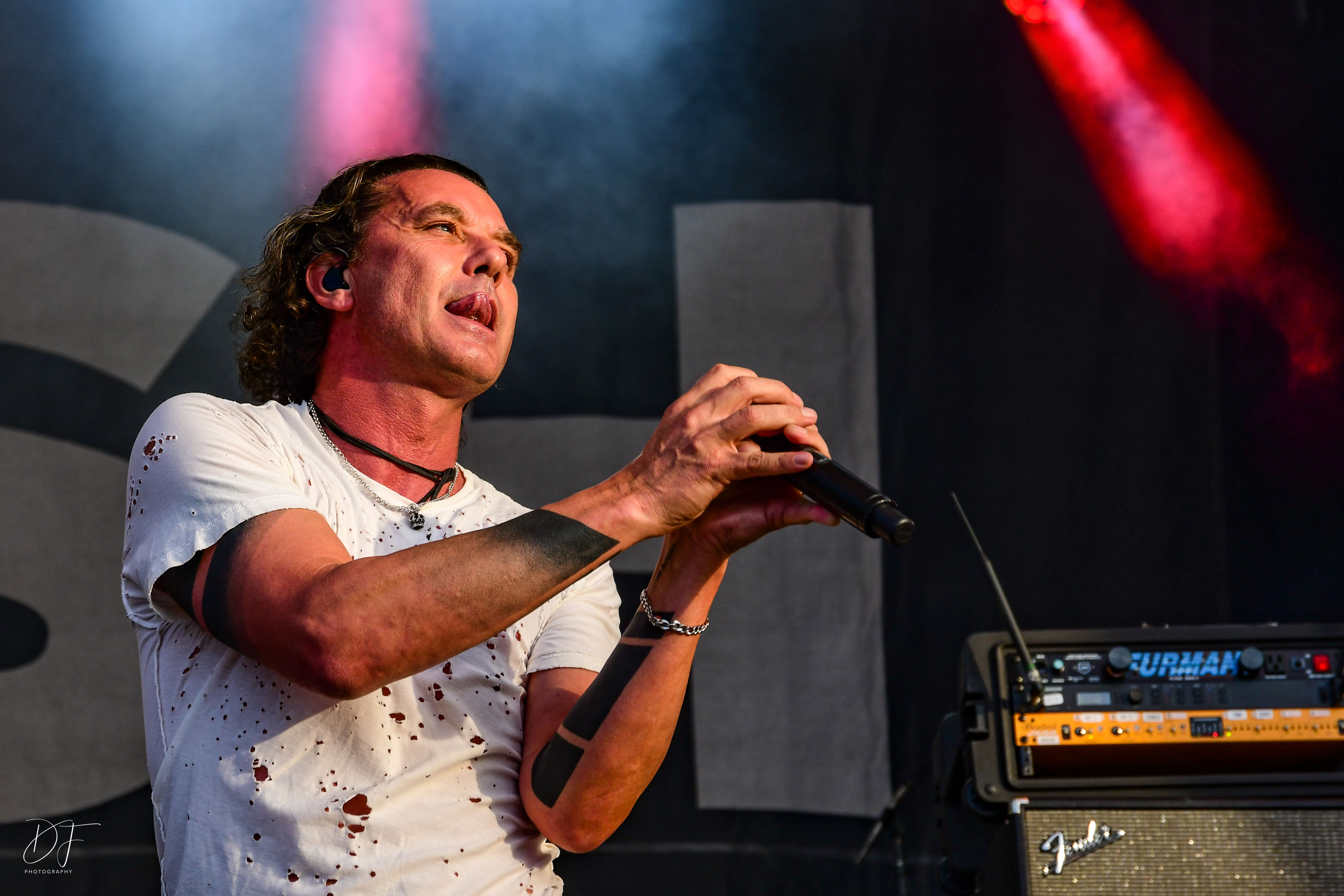 bush@rockthering22-15 bush@rockthering22-15