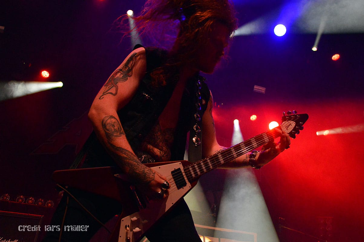 desecrator@samsunghall-1705 desecrator@samsunghall-1705