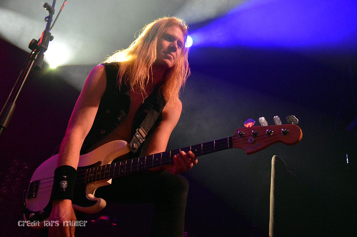 desecrator@samsunghall-1708 desecrator@samsunghall-1708