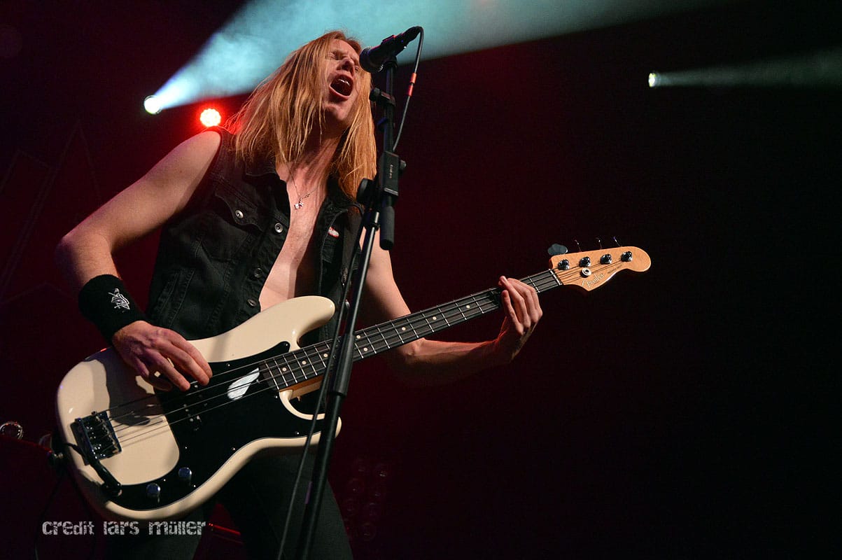 desecrator@samsunghall-1713 desecrator@samsunghall-1713