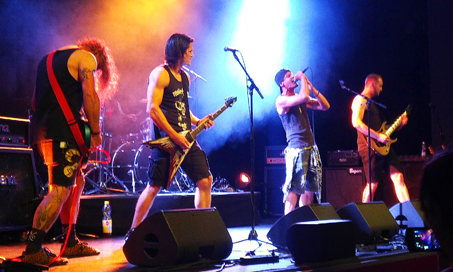 02_sameoldstory 02_sameoldstory