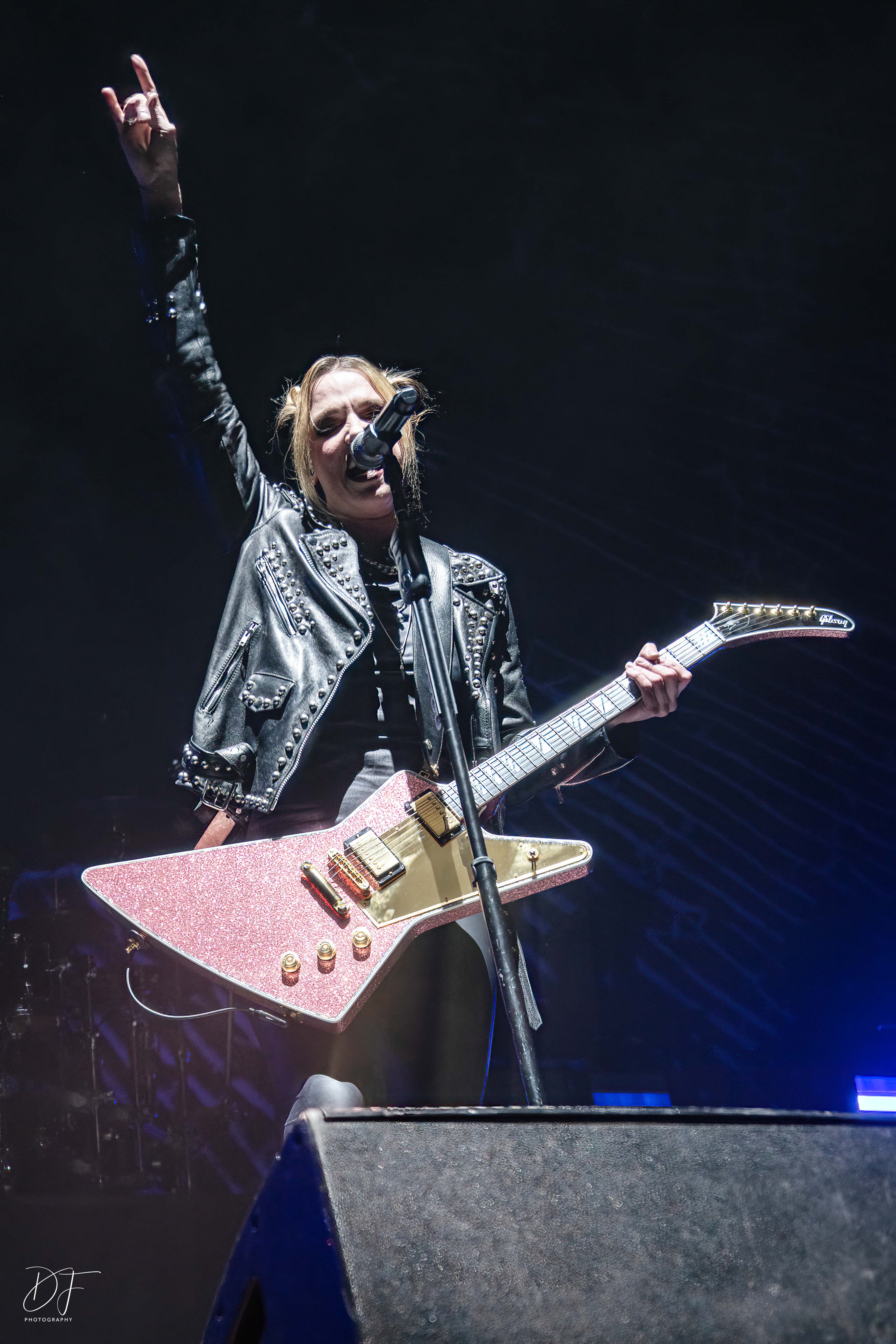 halestorm@thehall22-17 halestorm@thehall22-17