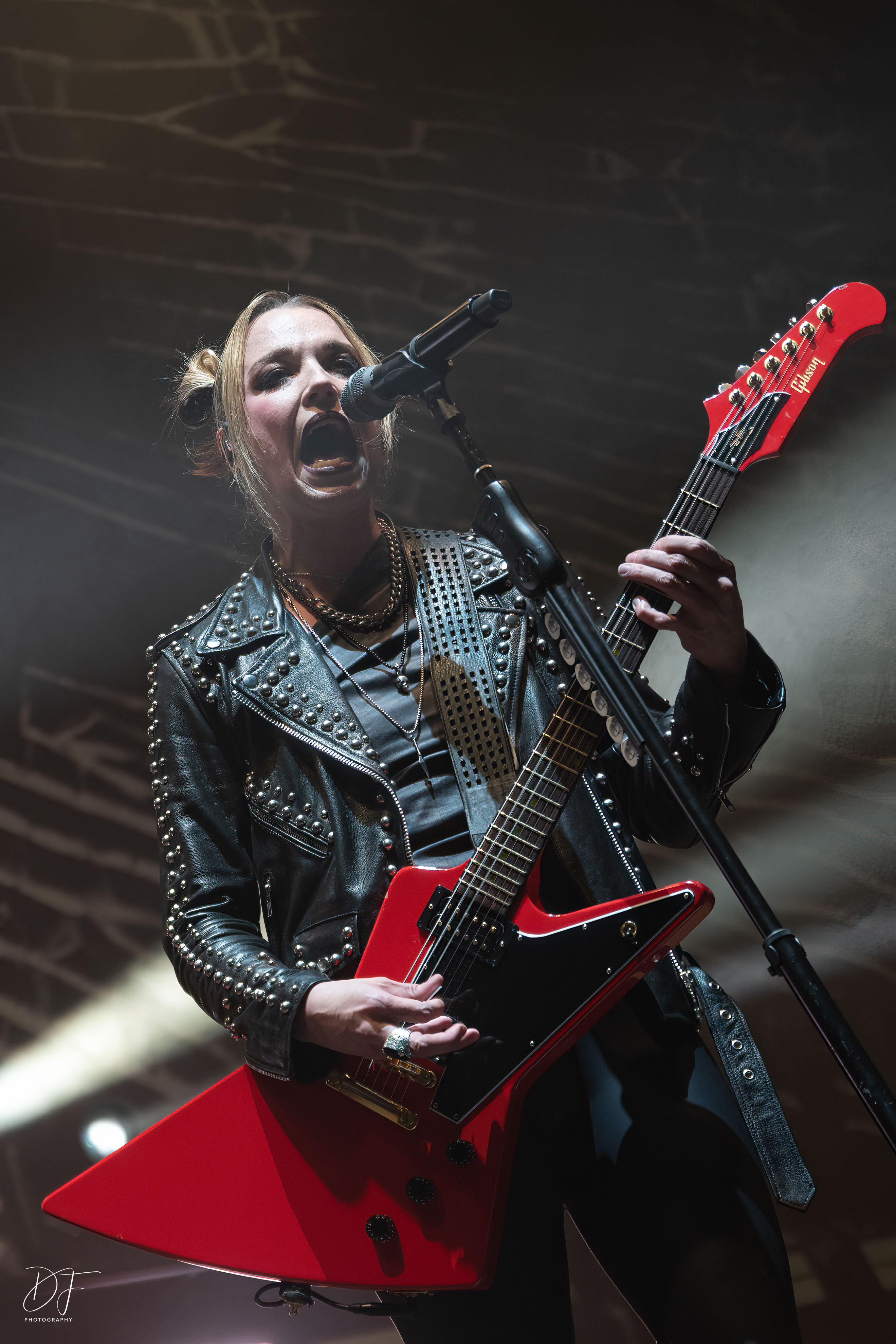 halestorm@thehall22-3 halestorm@thehall22-3