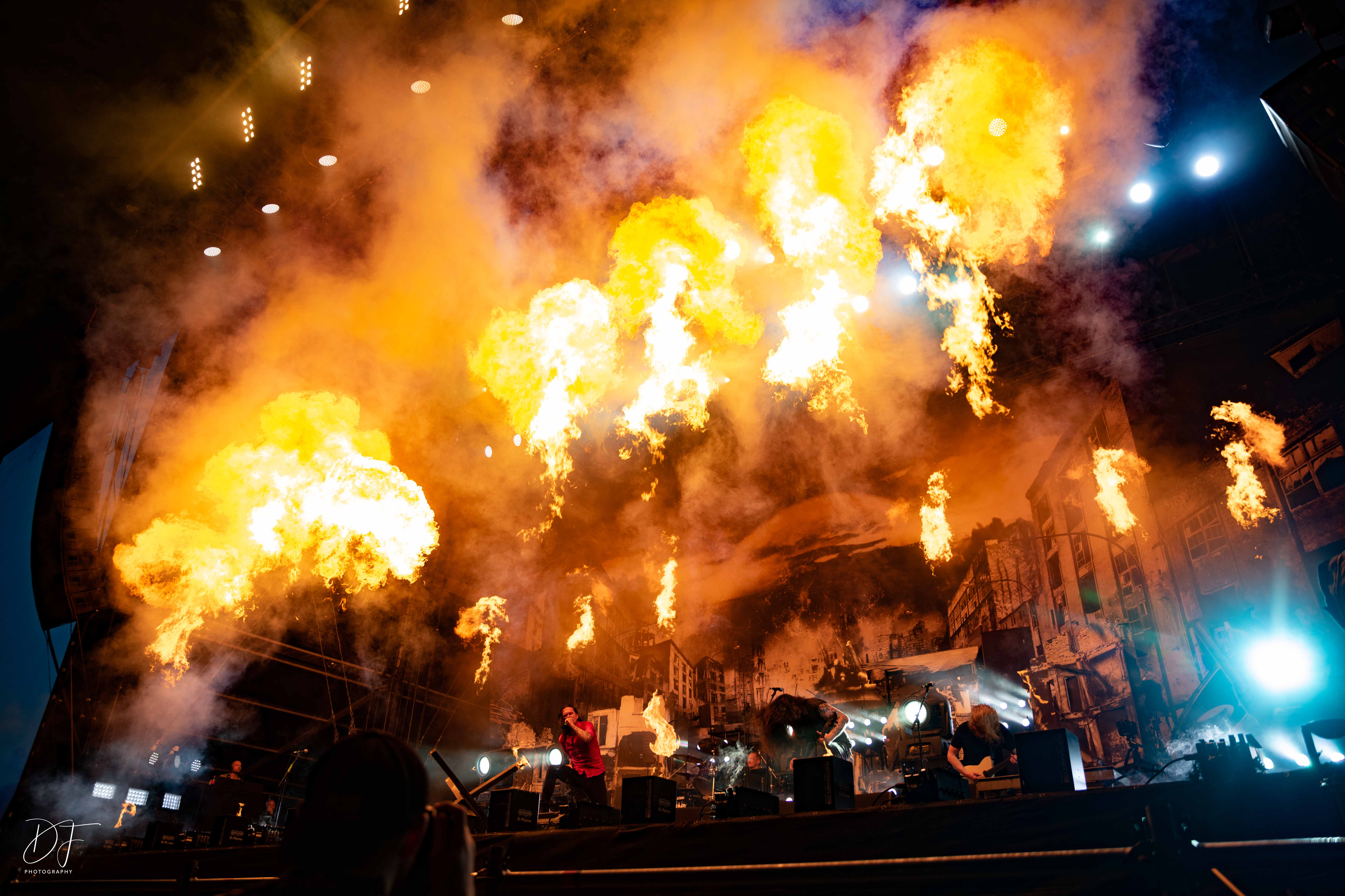 heavenshallburn@summerbreeze22-12 heavenshallburn@summerbreeze22-12