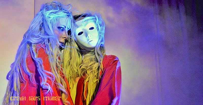 inthismoment@z7-1813 inthismoment@z7-1813