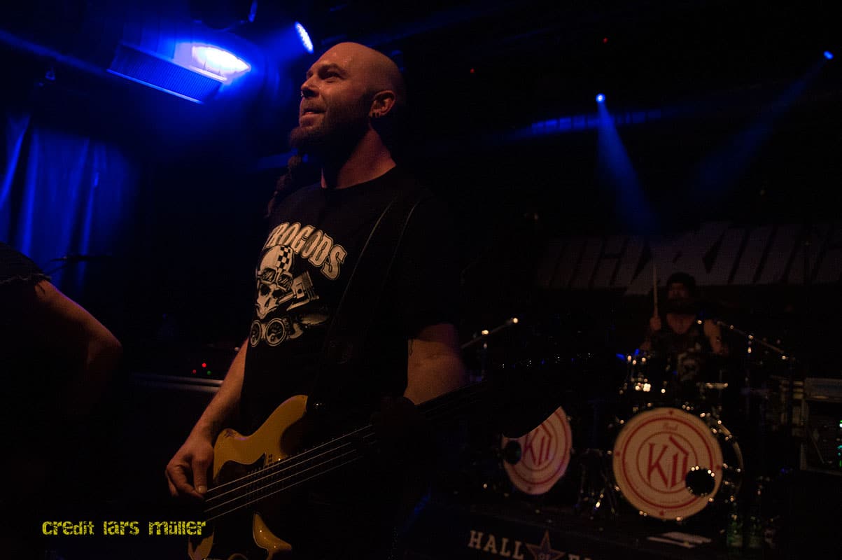 maxxwell@hof-1704 maxxwell@hof-1704