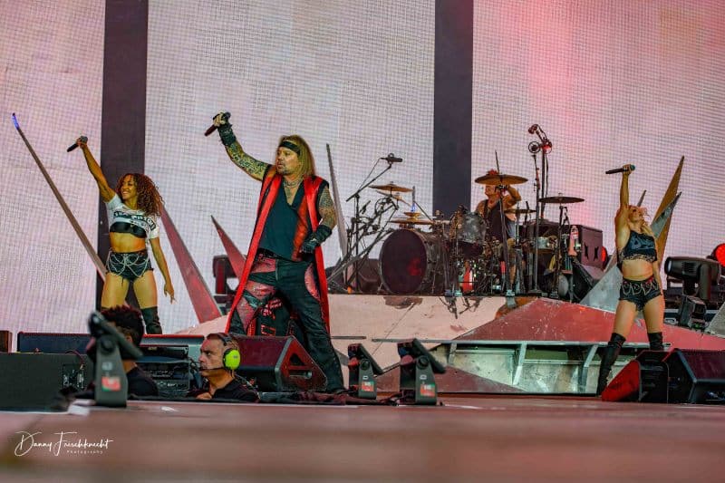 moetleycruee@stockhornarena23-17 moetleycruee@stockhornarena23-17