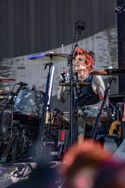 moetleycruee@stockhornarena23-27 moetleycruee@stockhornarena23-27