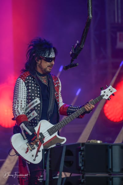 moetleycruee@stockhornarena23-5 moetleycruee@stockhornarena23-5