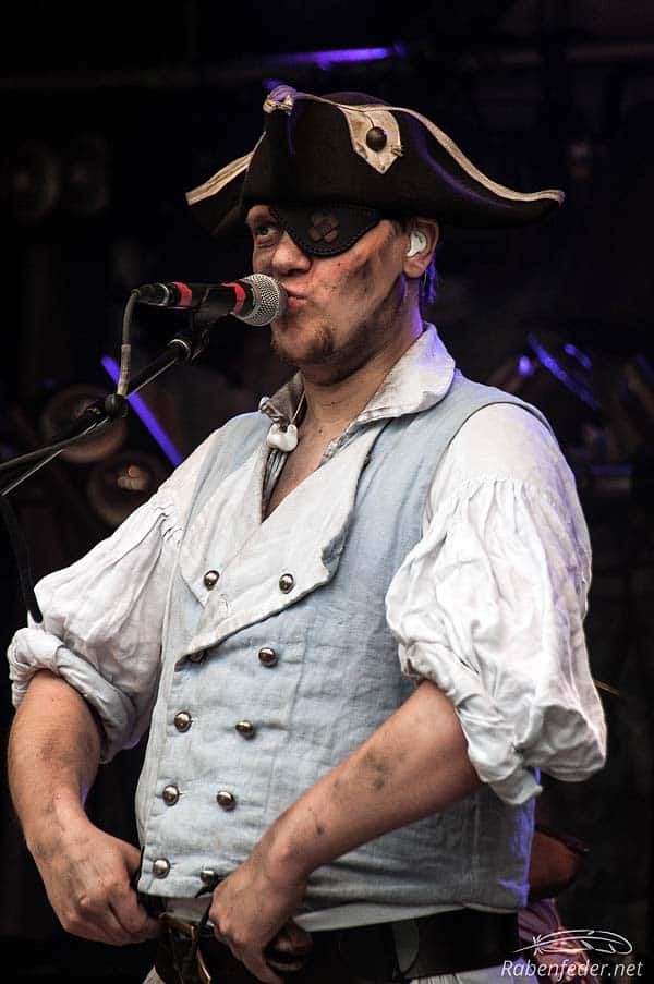 Mr.-Hurley-&-Die-Pulveraffen03 Mr.-Hurley-&-Die-Pulveraffen03