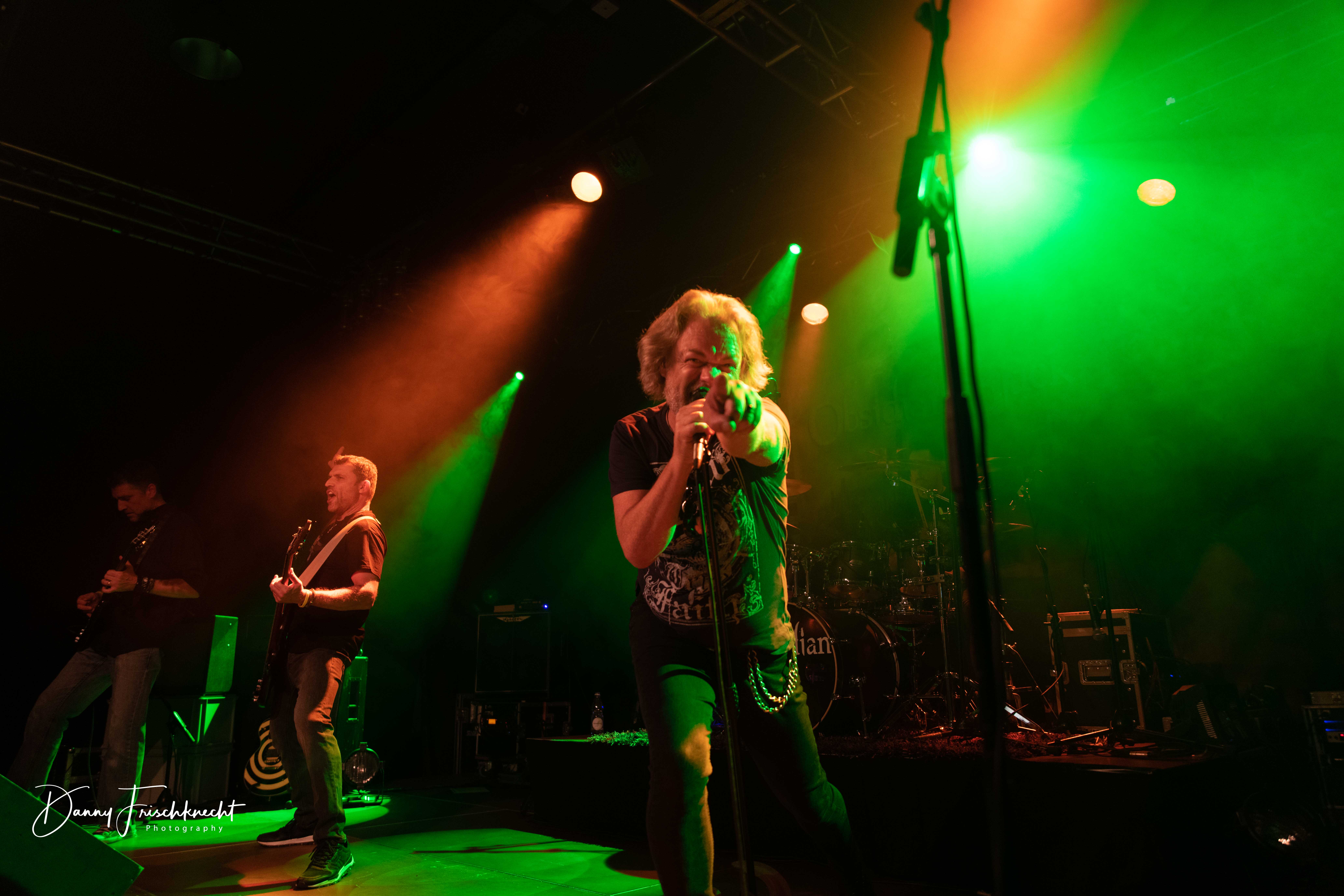 obsidian-black@rockintown22-21 obsidian-black@rockintown22-21