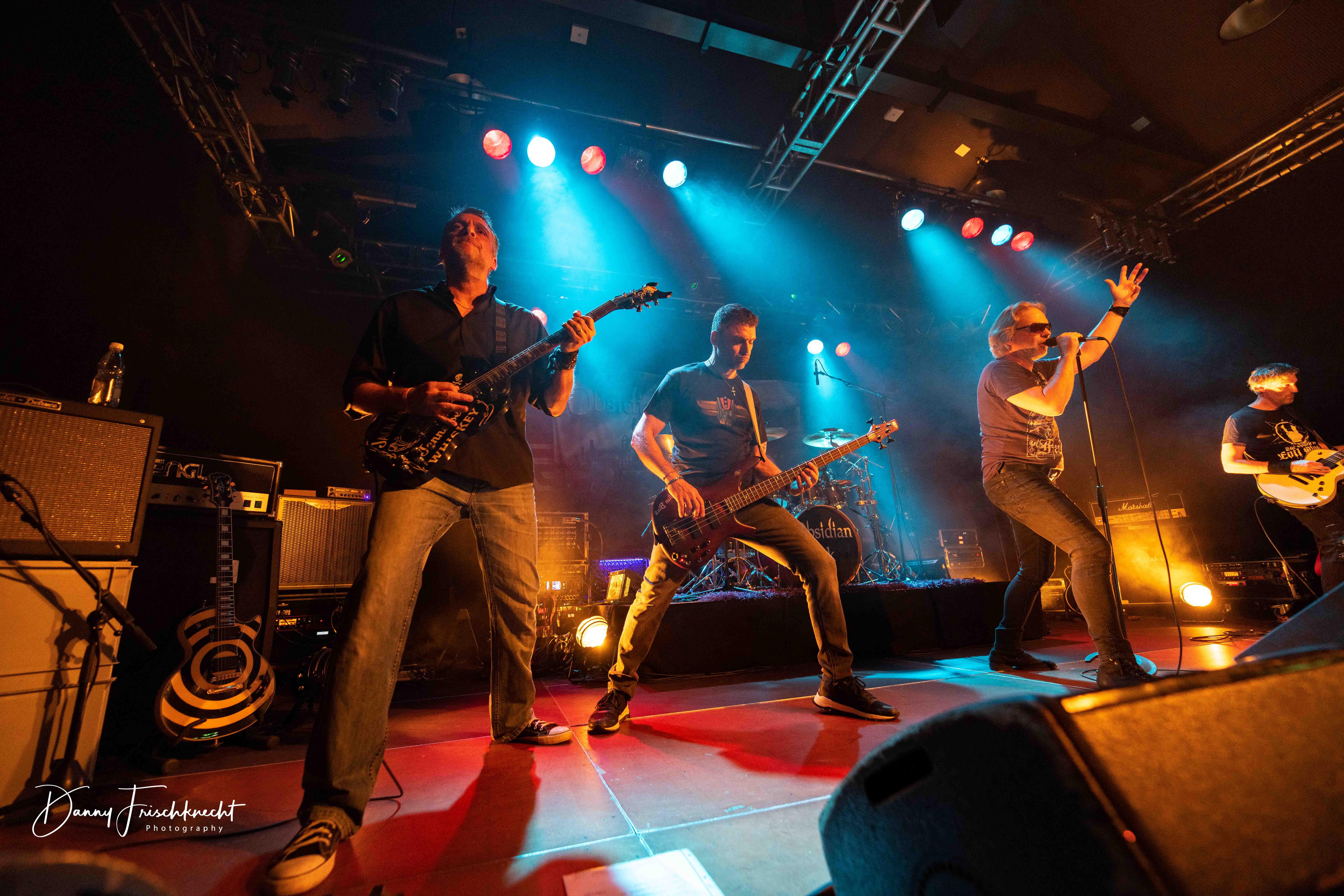 obsidian-black@rockintown22-28 obsidian-black@rockintown22-28