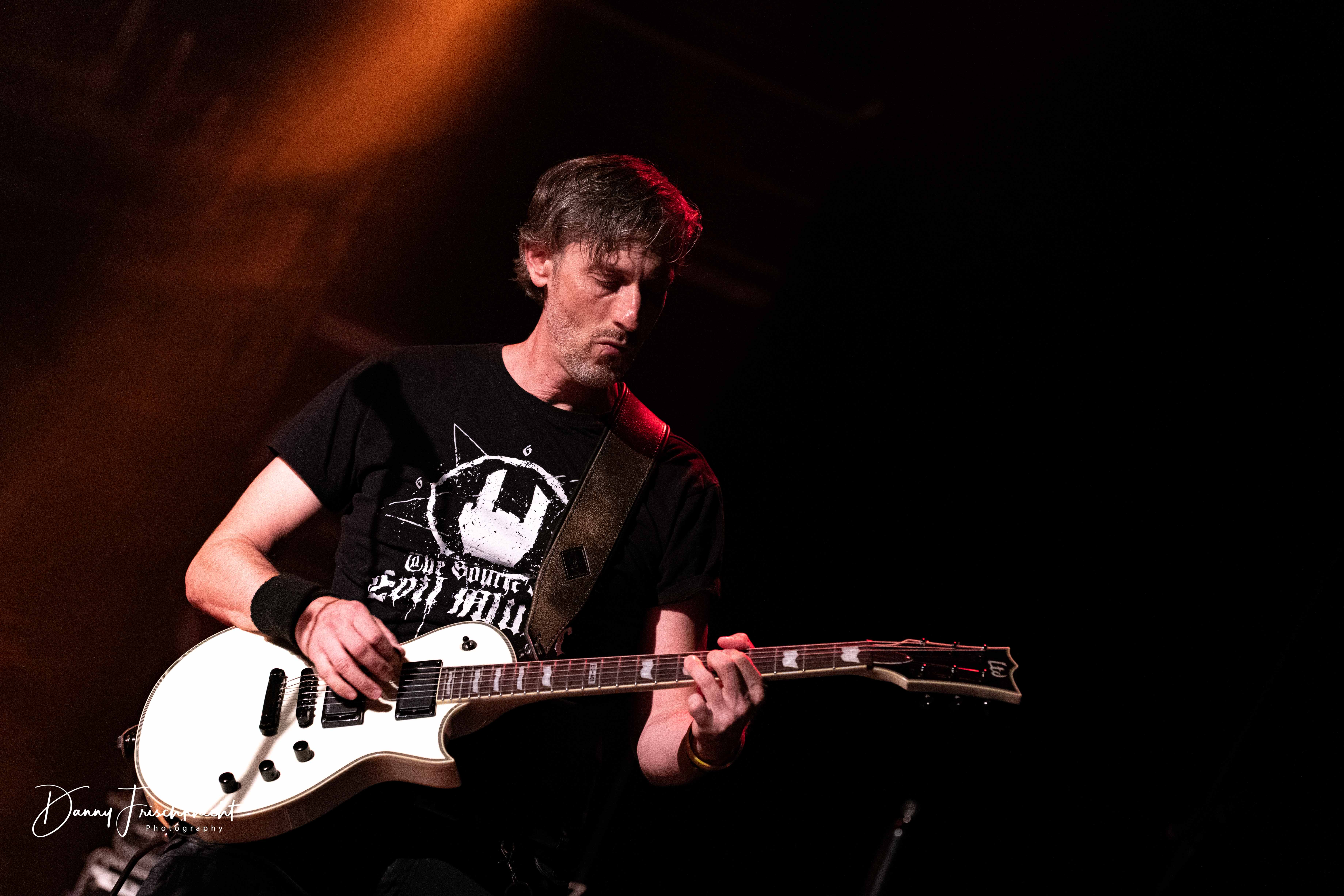 obsidian-black@rockintown22-3 obsidian-black@rockintown22-3