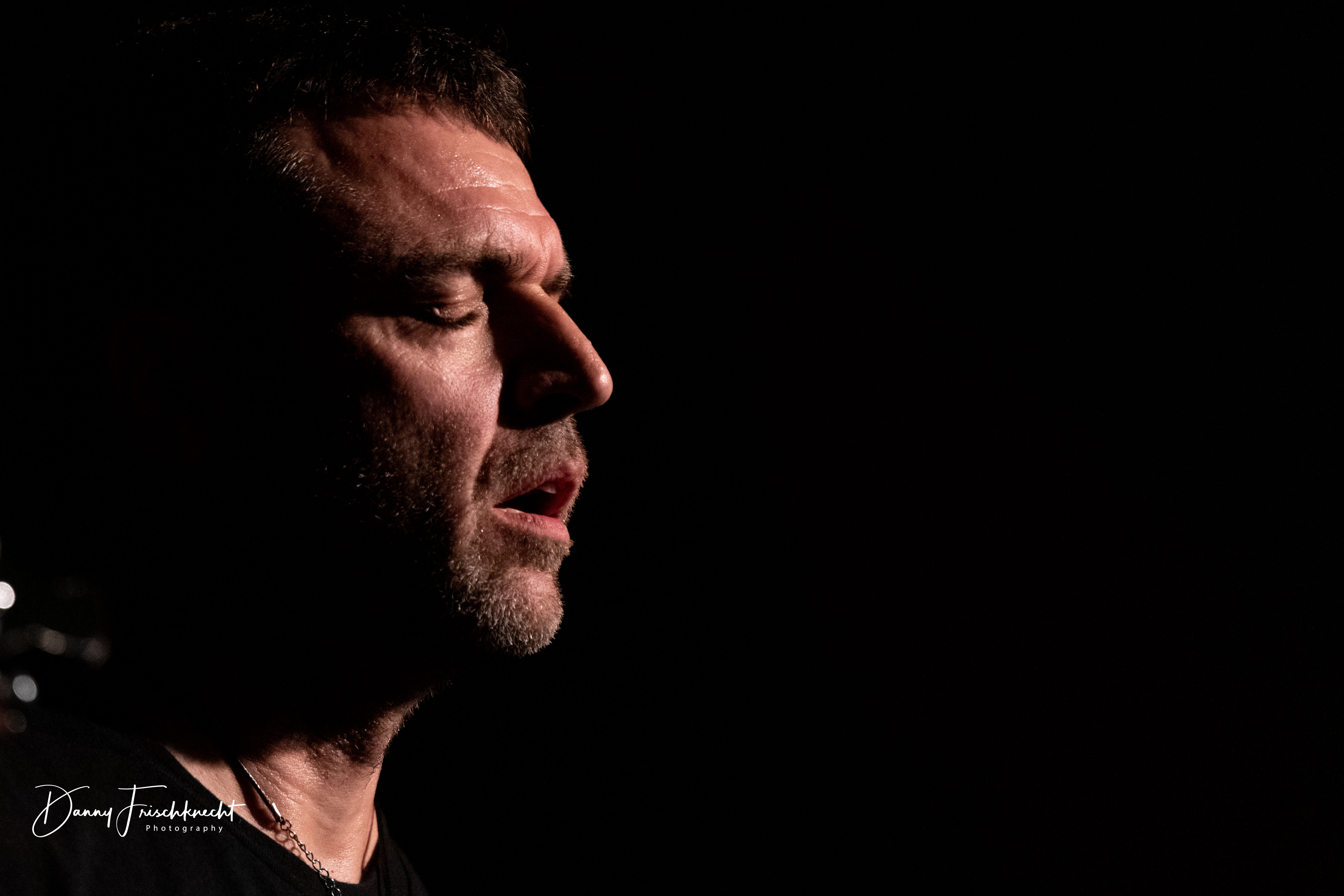 obsidian-black@rockintown22-32 obsidian-black@rockintown22-32