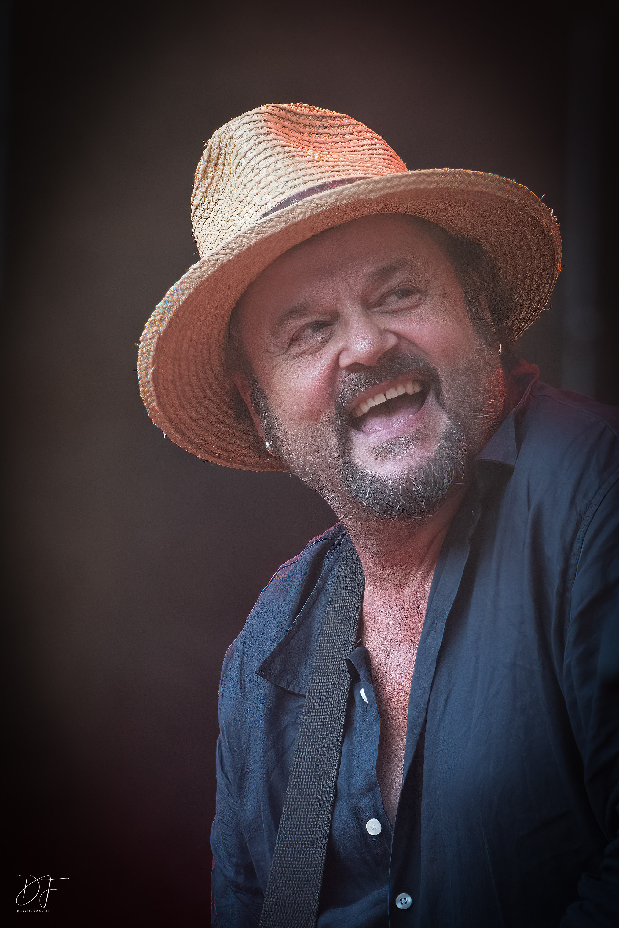 patentochsner@starsintown22-26 patentochsner@starsintown22-26