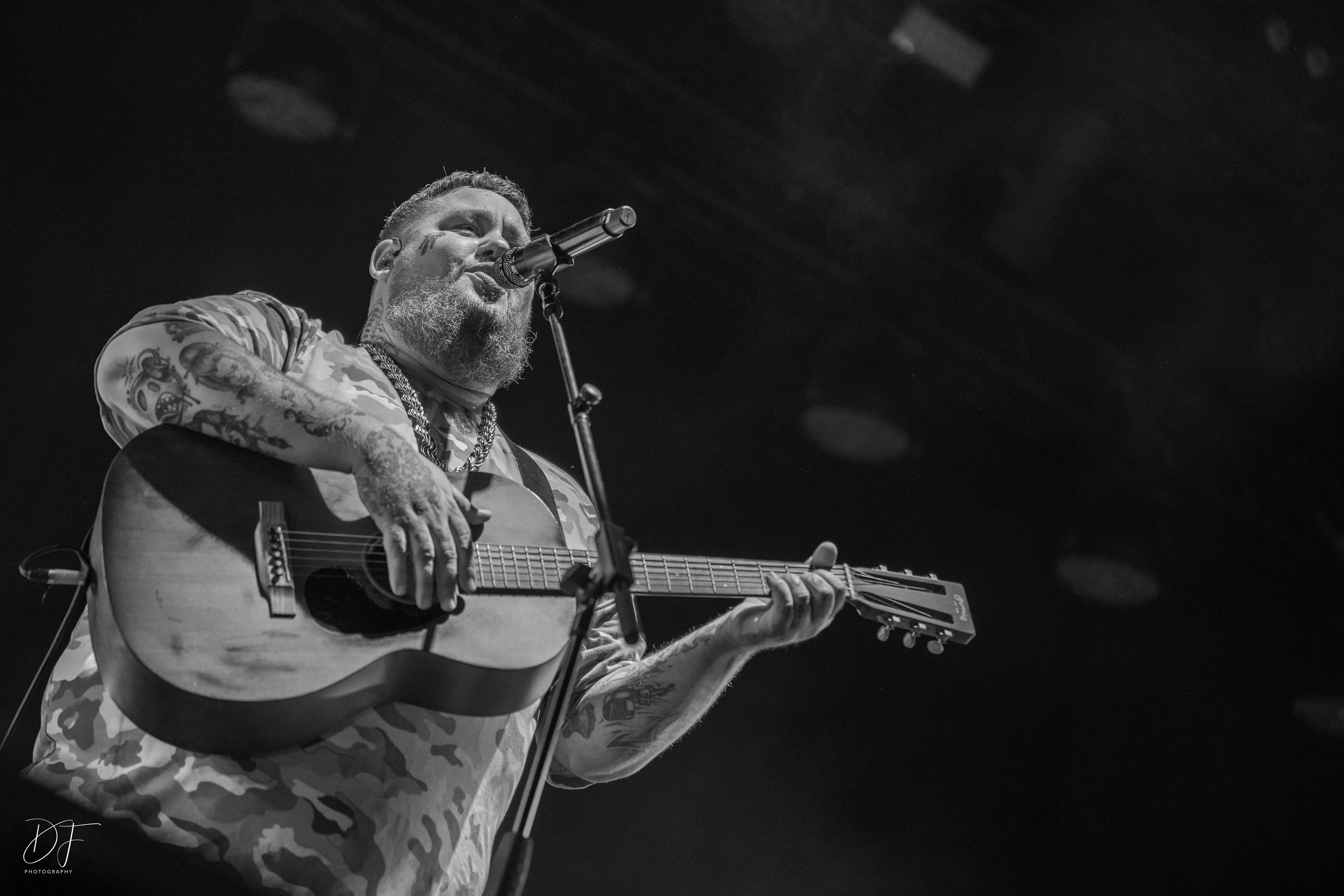 ragnboneman@starsintown22-11 ragnboneman@starsintown22-11