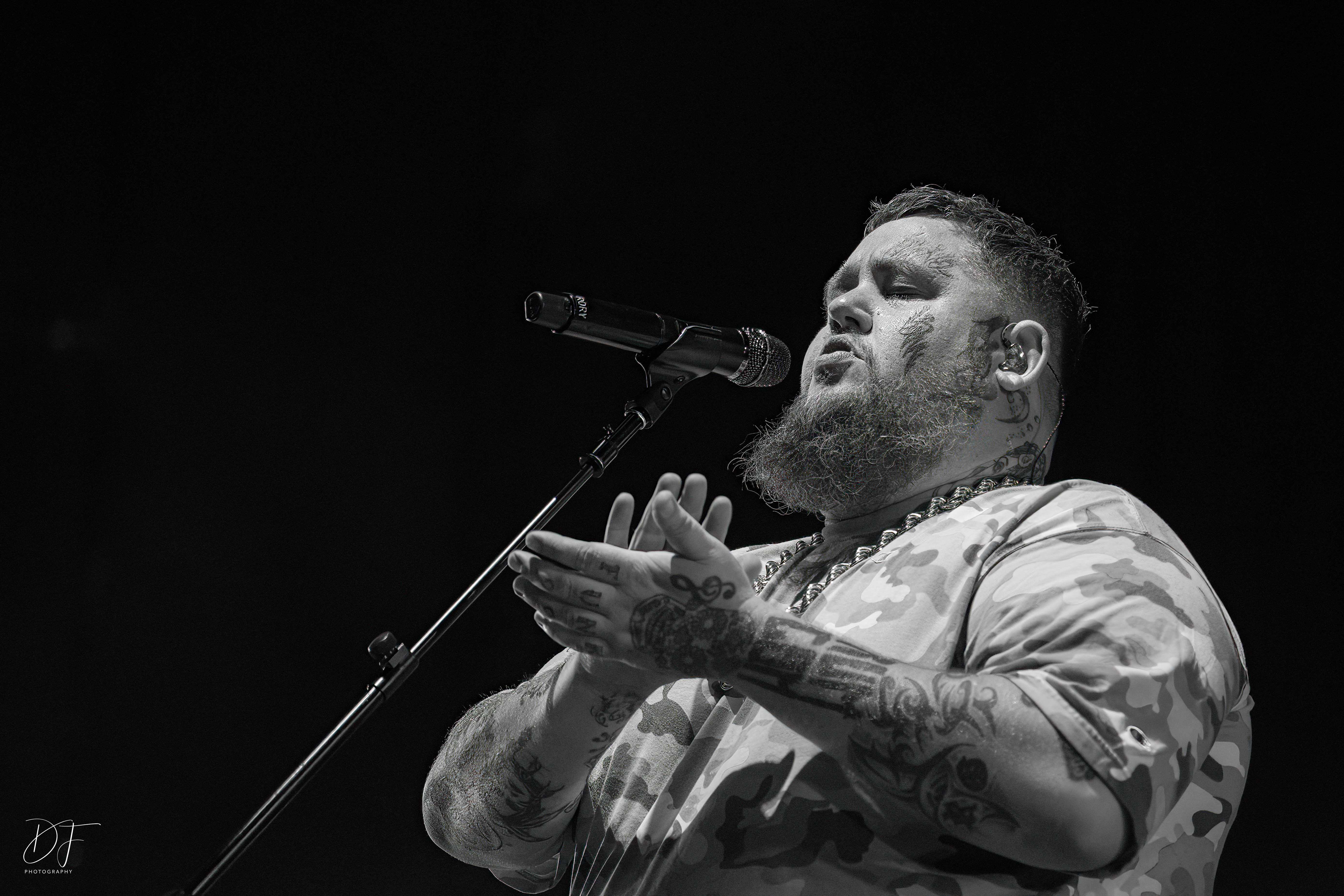 ragnboneman@starsintown22-23 ragnboneman@starsintown22-23