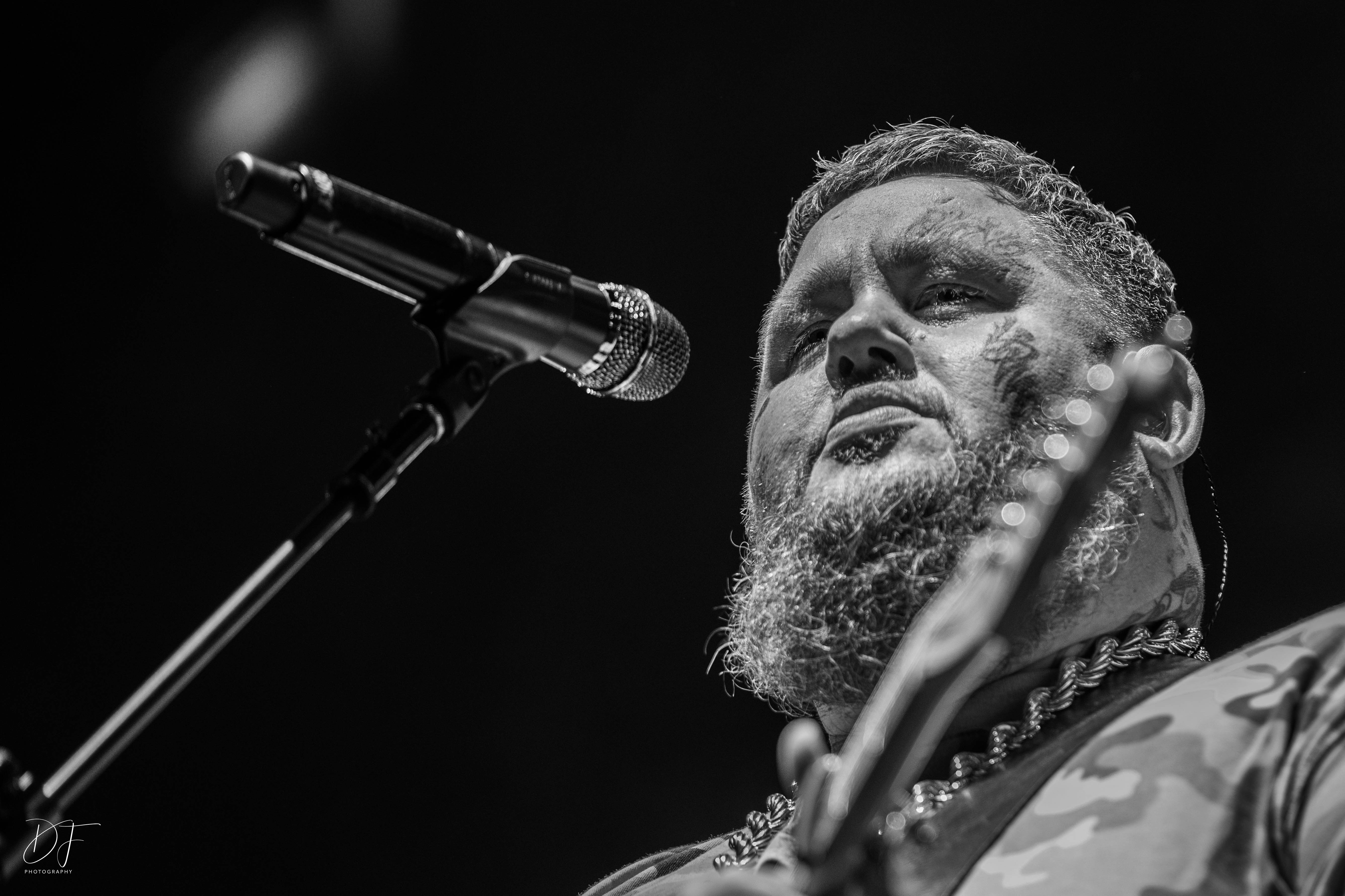 ragnboneman@starsintown22-5 ragnboneman@starsintown22-5