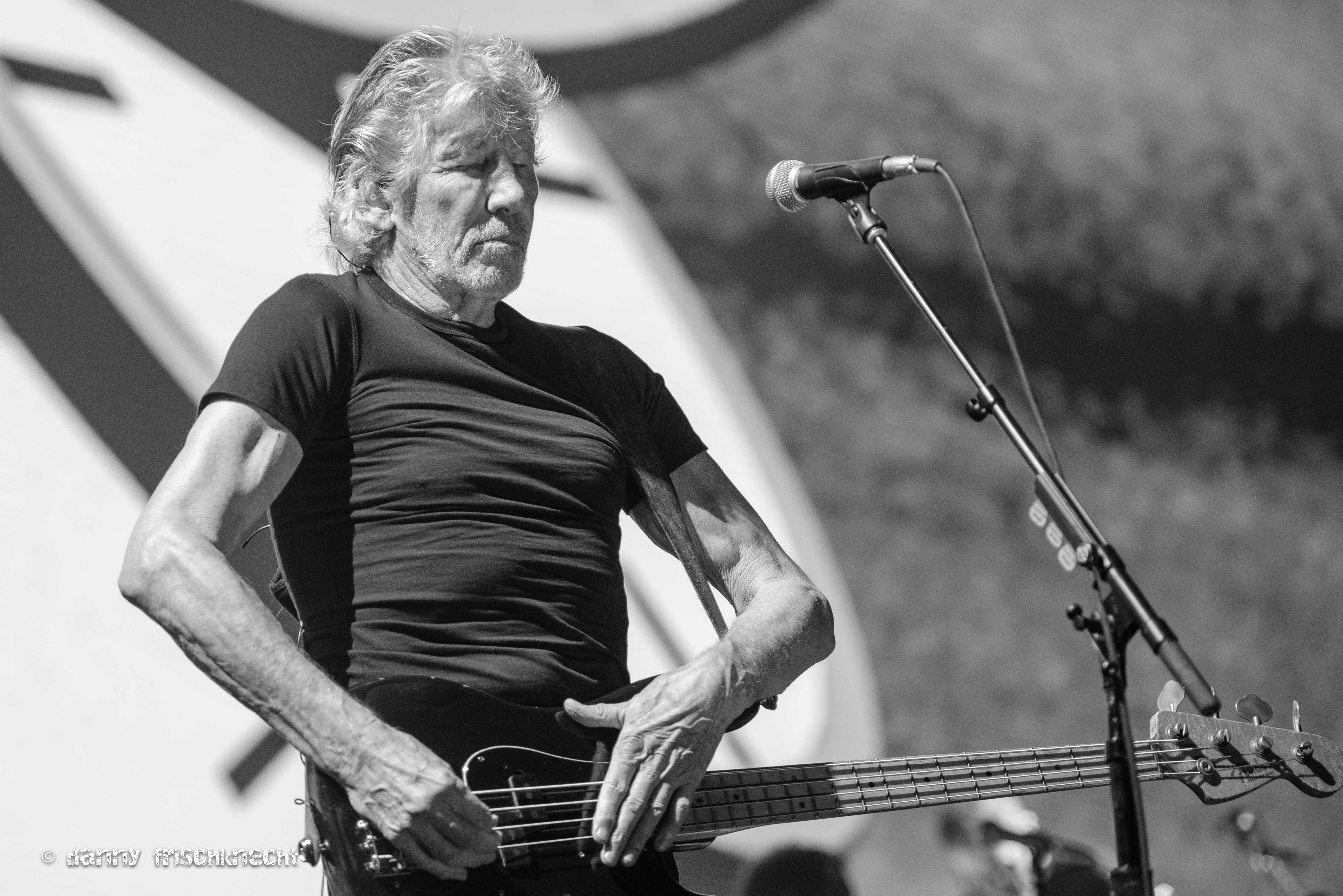 roger waters @ hallenstadion-18-10 roger waters @ hallenstadion-18-10