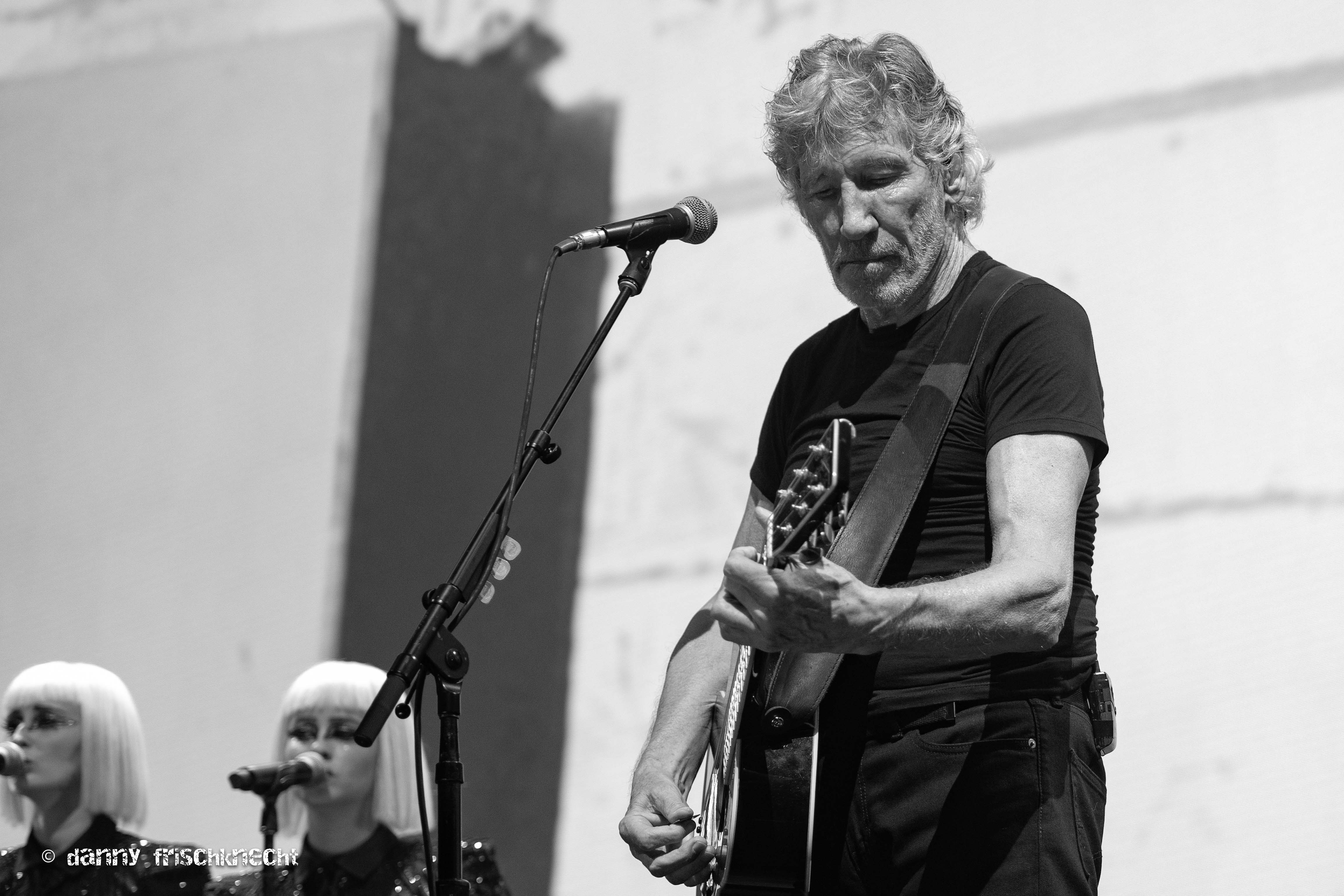 roger waters @ hallenstadion-18-2 roger waters @ hallenstadion-18-2