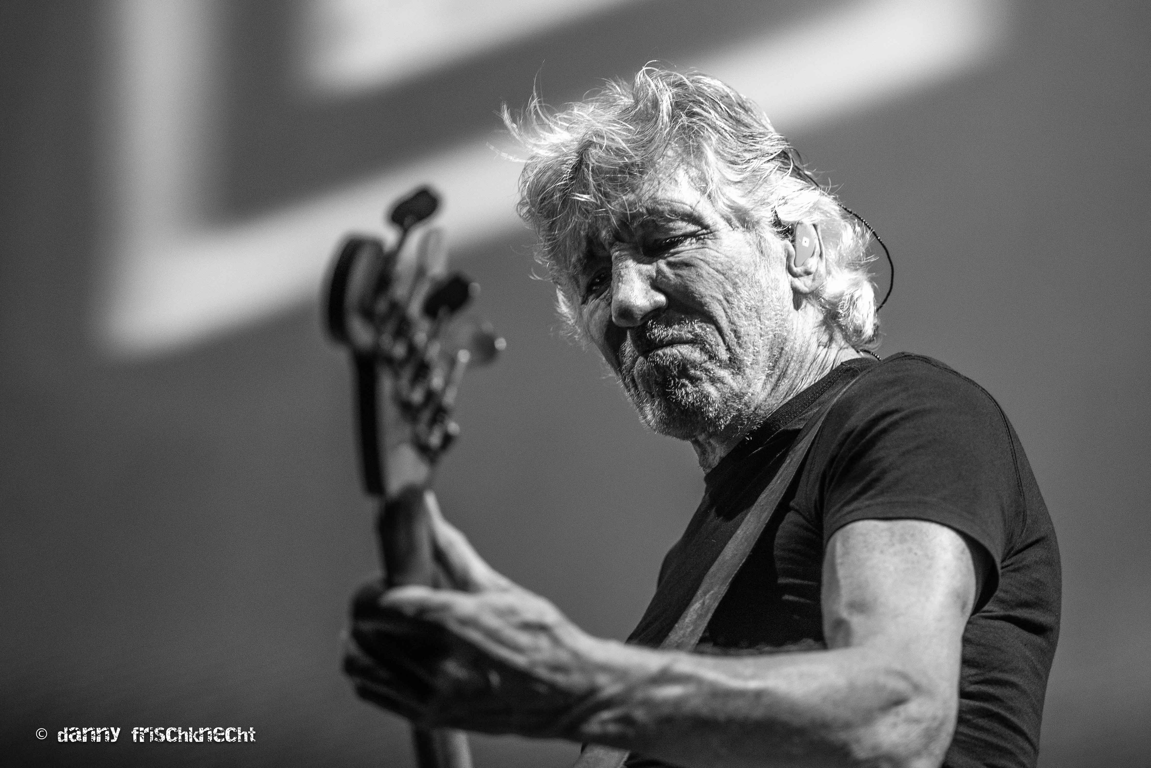 roger waters @ hallenstadion-18-4 roger waters @ hallenstadion-18-4