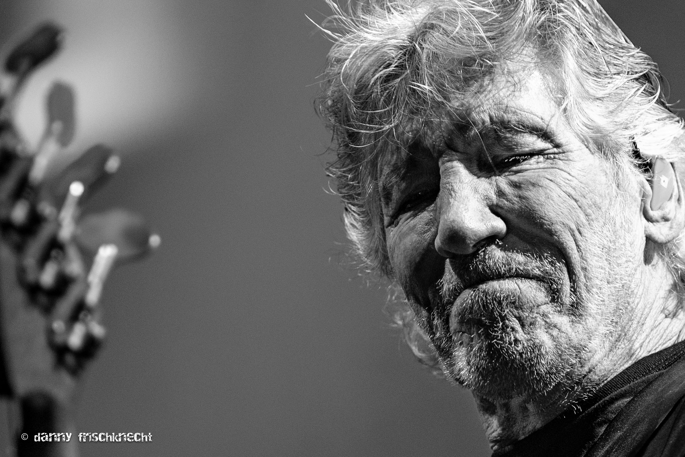 roger waters @ hallenstadion-18-5 roger waters @ hallenstadion-18-5