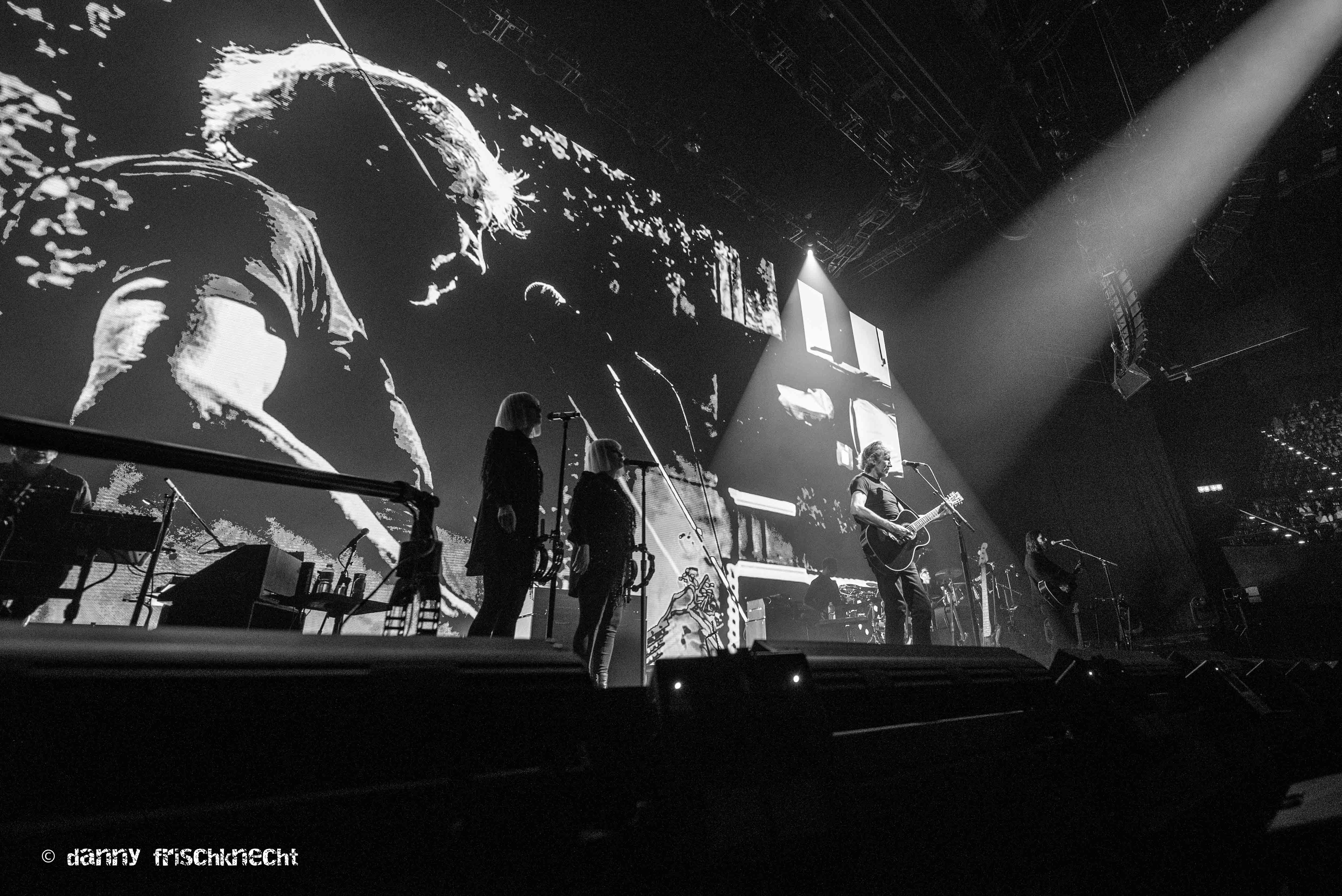 roger waters @ hallenstadion-18-20 roger waters @ hallenstadion-18-20