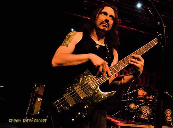 rosstheboss@chollerhalde-1803 rosstheboss@chollerhalde-1803