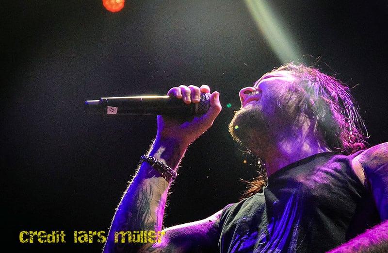 saliva@z7-1806 saliva@z7-1806