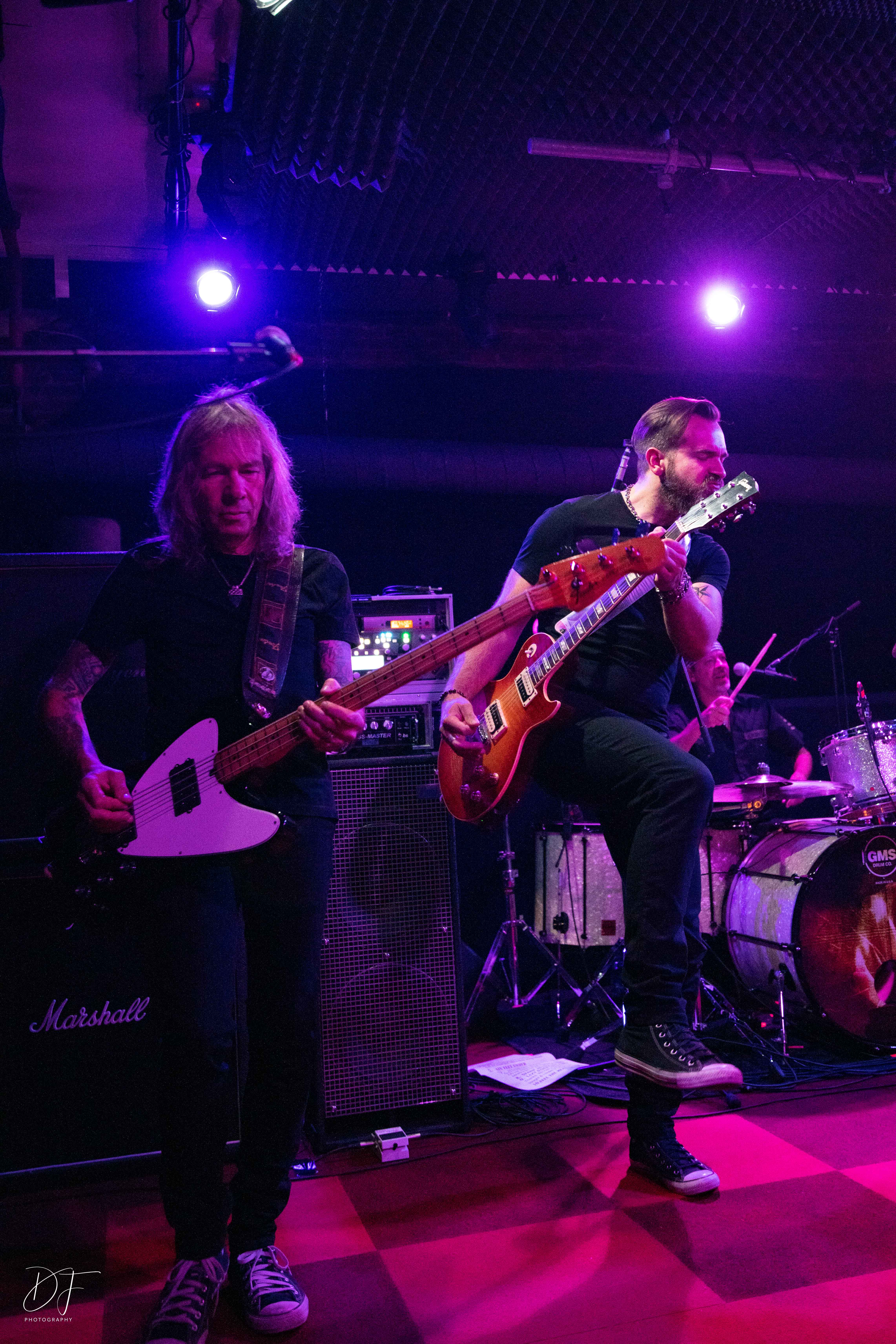 sideburn@oelfleck22-6 sideburn@oelfleck22-6