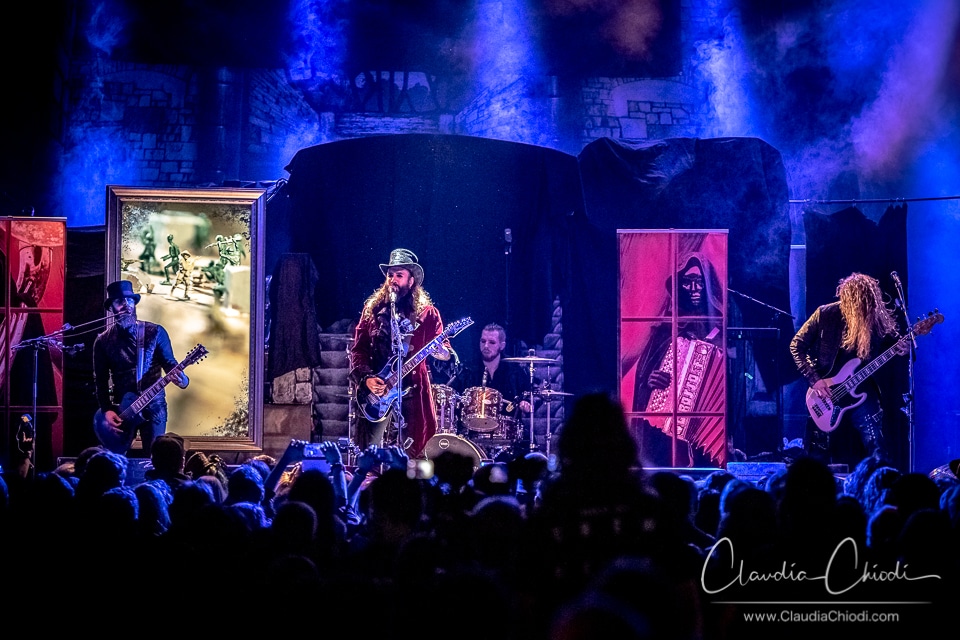 201811123-Silver_Dust-Claudia_Chiodi-14 201811123-Silver_Dust-Claudia_Chiodi-14