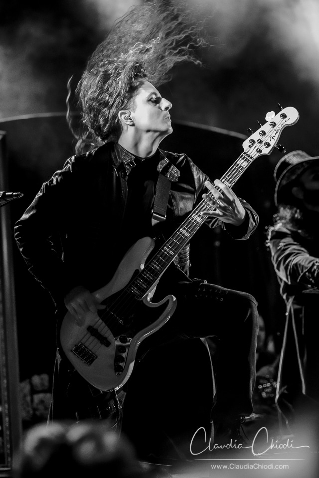 201811123-Silver_Dust-Claudia_Chiodi-2 201811123-Silver_Dust-Claudia_Chiodi-2