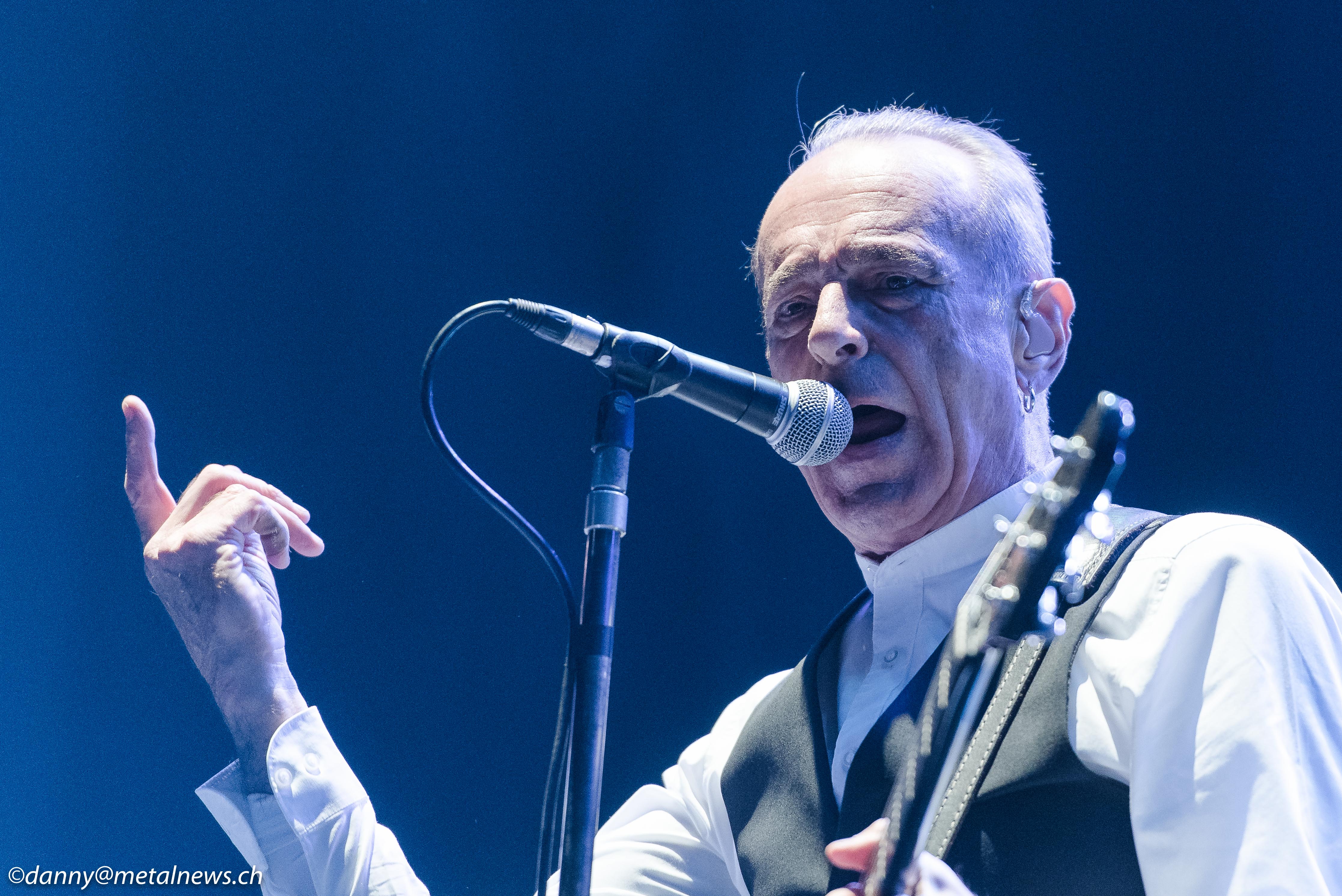 status quo@starsintown-7 status quo@starsintown-7