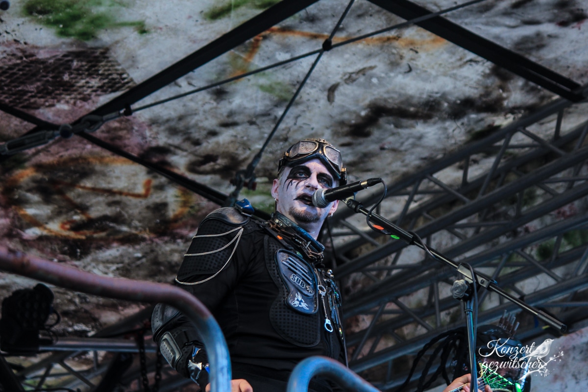 Sub Dub Micromachine (2 von 14) Sub Dub Micromachine (2 von 14)