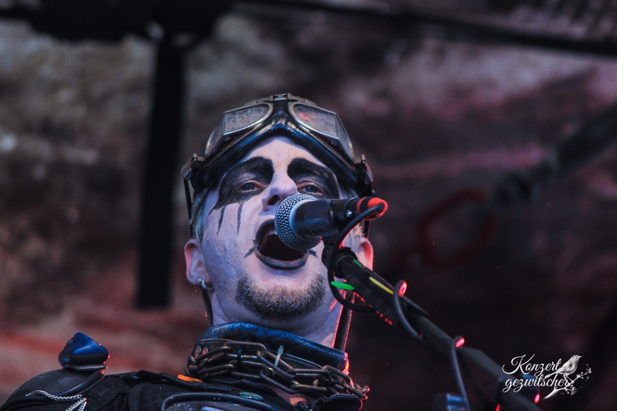 Sub Dub Micromachine (8 von 14) Sub Dub Micromachine (8 von 14)