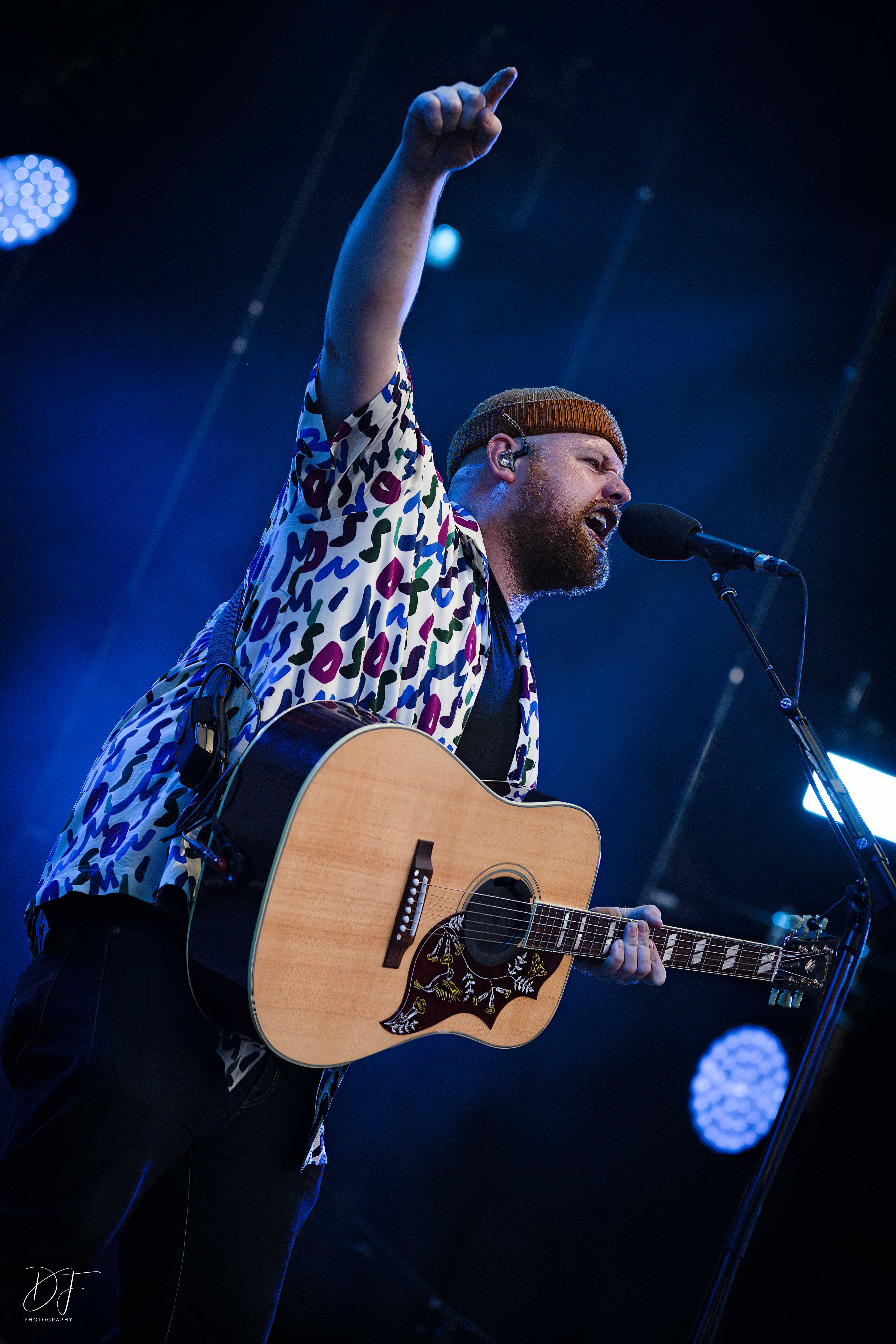 tomwalkerl@starsintown22-12 tomwalkerl@starsintown22-12