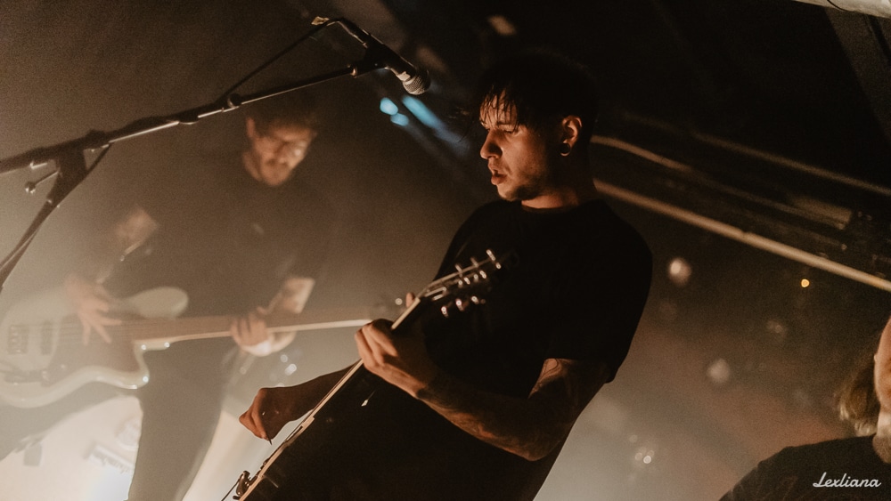 AR_Tripsitter_16 AR_Tripsitter_16