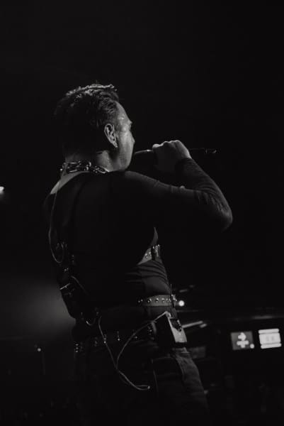 AR_whiteout225 AR_whiteout225