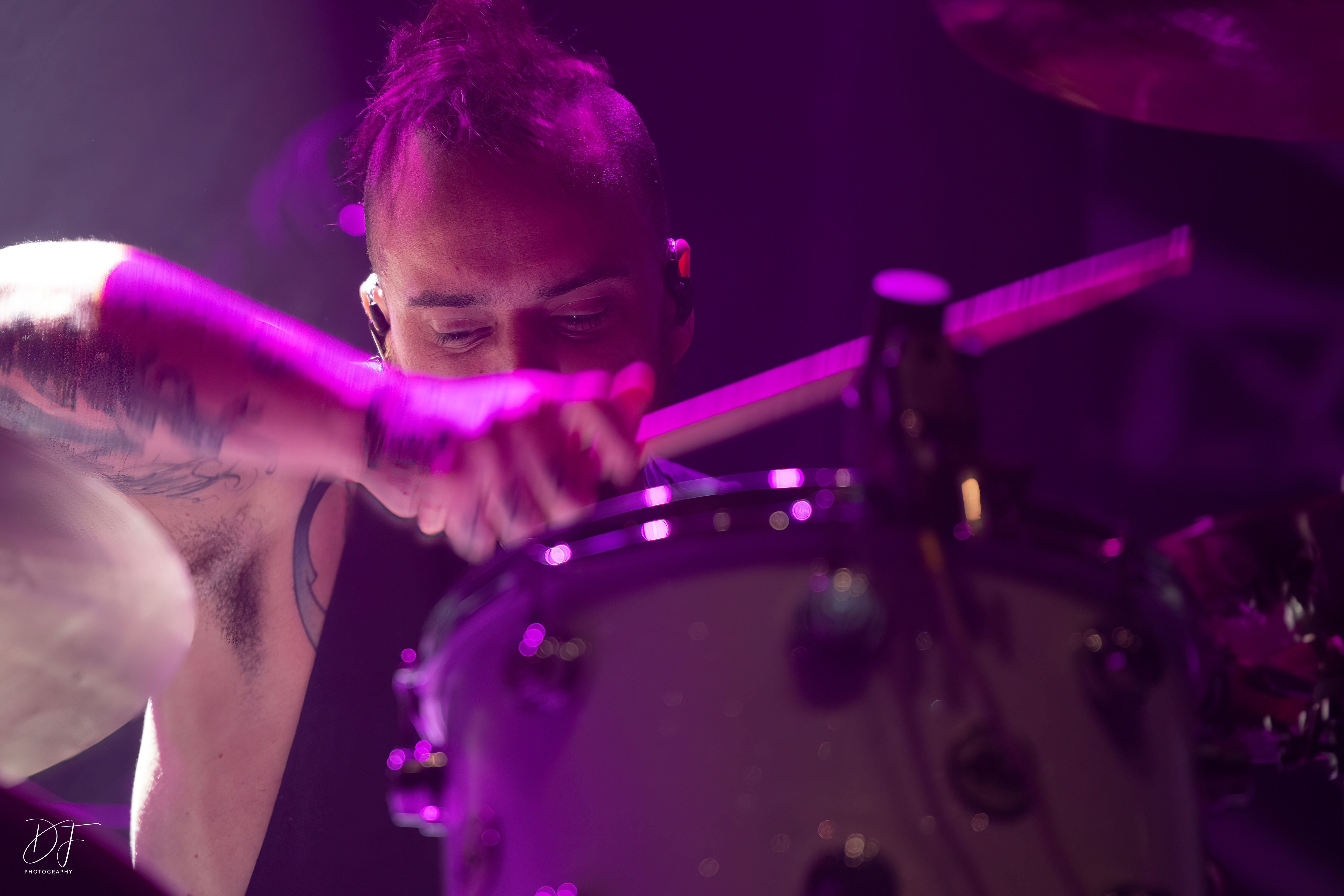 wvhmamoth@hallenstadion22-8 wvhmamoth@hallenstadion22-8