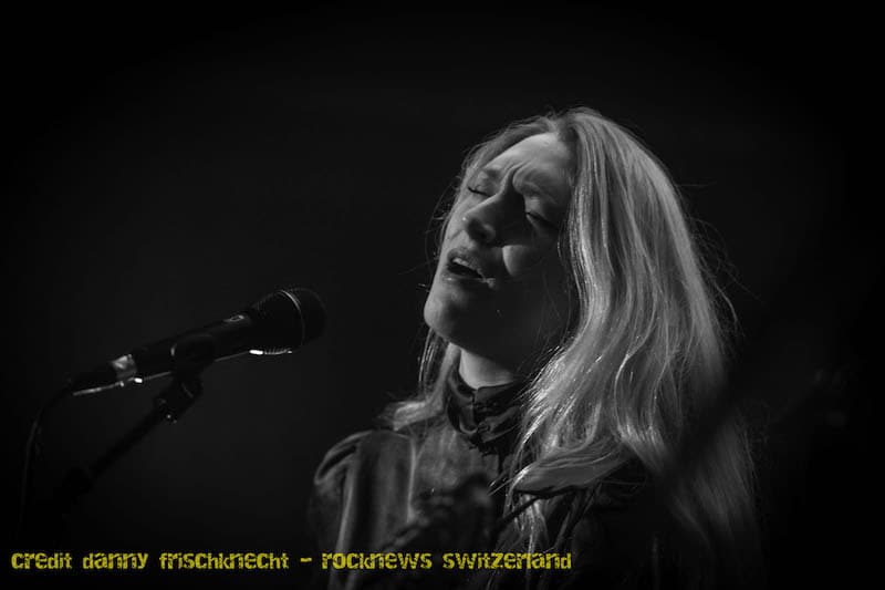 yoriswart@papiersaal2018-15 yoriswart@papiersaal2018-15