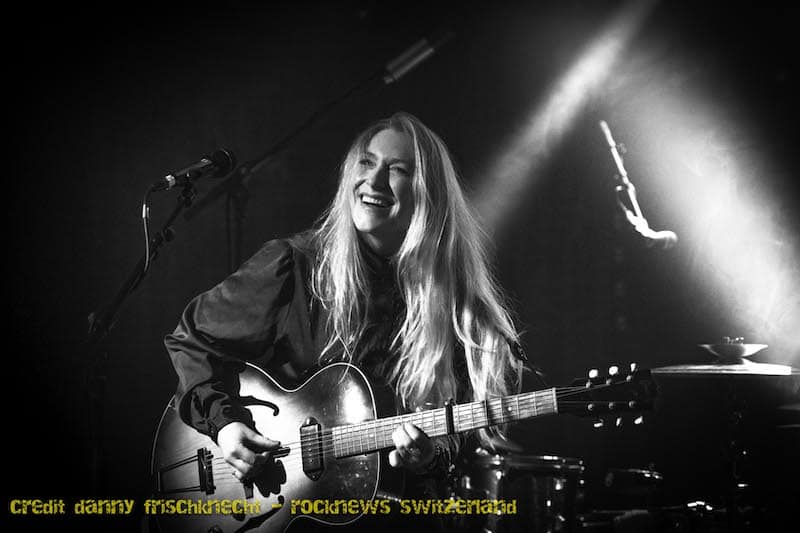 yoriswart@papiersaal2018-22 yoriswart@papiersaal2018-22