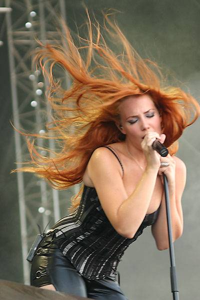 EPICA â€“ „Martyr Of The Free Word“ live jetzt online